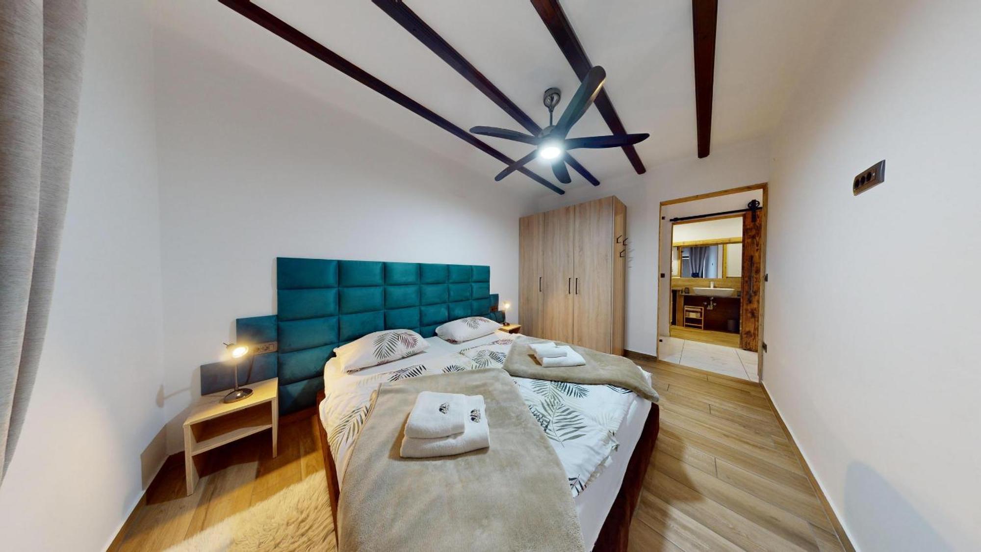 Resort Hisa Ida - Apartments With Hot Tub And Sauna Ivancna Gorica Habitación foto