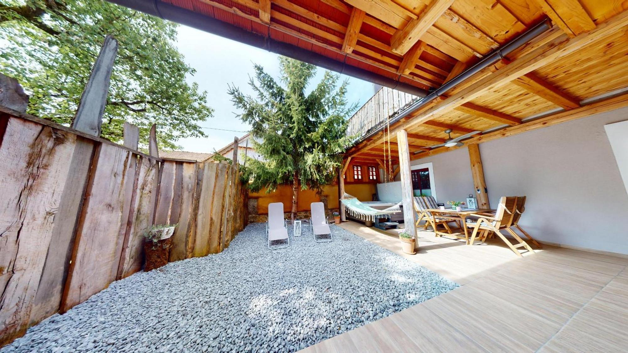 Resort Hisa Ida - Apartments With Hot Tub And Sauna Ivancna Gorica Habitación foto